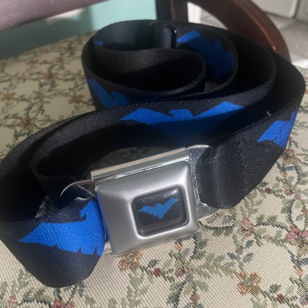 Black and Blue Seatbelt Belt Nightwing Logo DC Comics